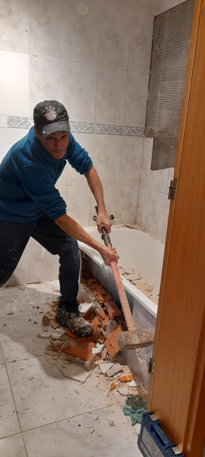 Sergio Marinho Silva unipessoal Lda - Portimão - Remodelação de Cozinhas