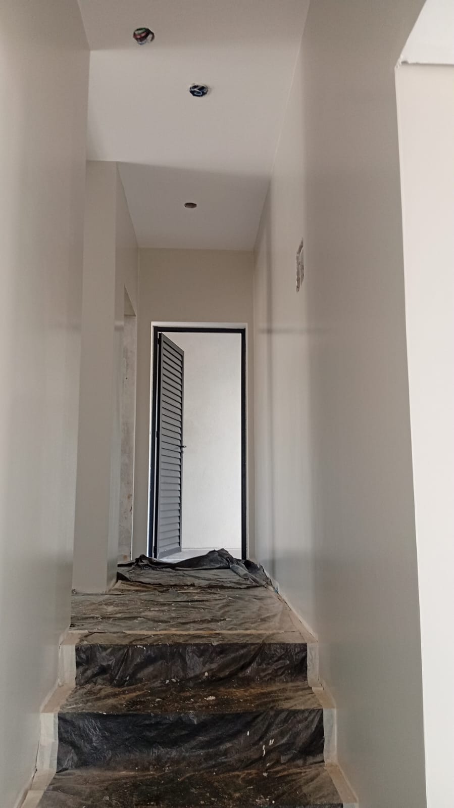 Sereada.ao - Barreiro - Interior Painting
