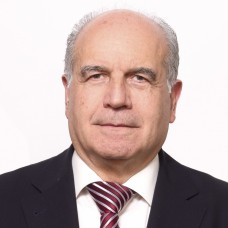 Prof. Dr. Carlos Beja - Lisboa - Designer Gráfico