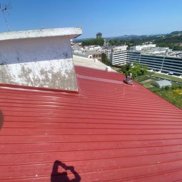 Arcanjo telhado e calhas - Vila Nova de Famalicão - Dachbau oder -austausch