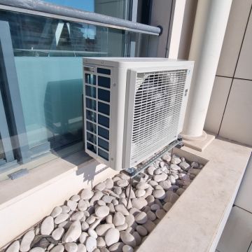 Viktor - Torres Vedras - Radiator Installation or Replacement