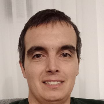 Filipe - Póvoa de Varzim - Stone or Tile Flooring Installation