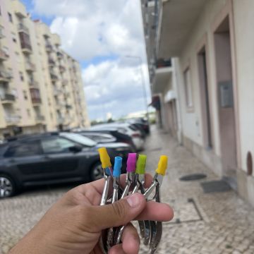 Chaveiro 24h Rodney - Azambuja - Instalación de la puertas para mascotas