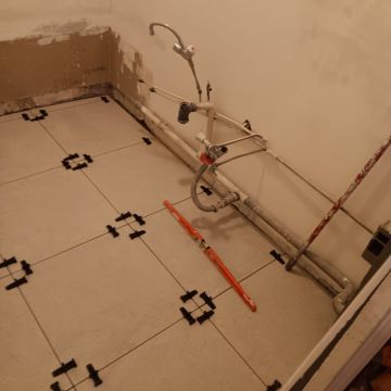 CENARIOS & PROTOCOLOS UNIPESSOAL LDA - Lisboa - Whirlpool und SPA-Bereich Aufbau