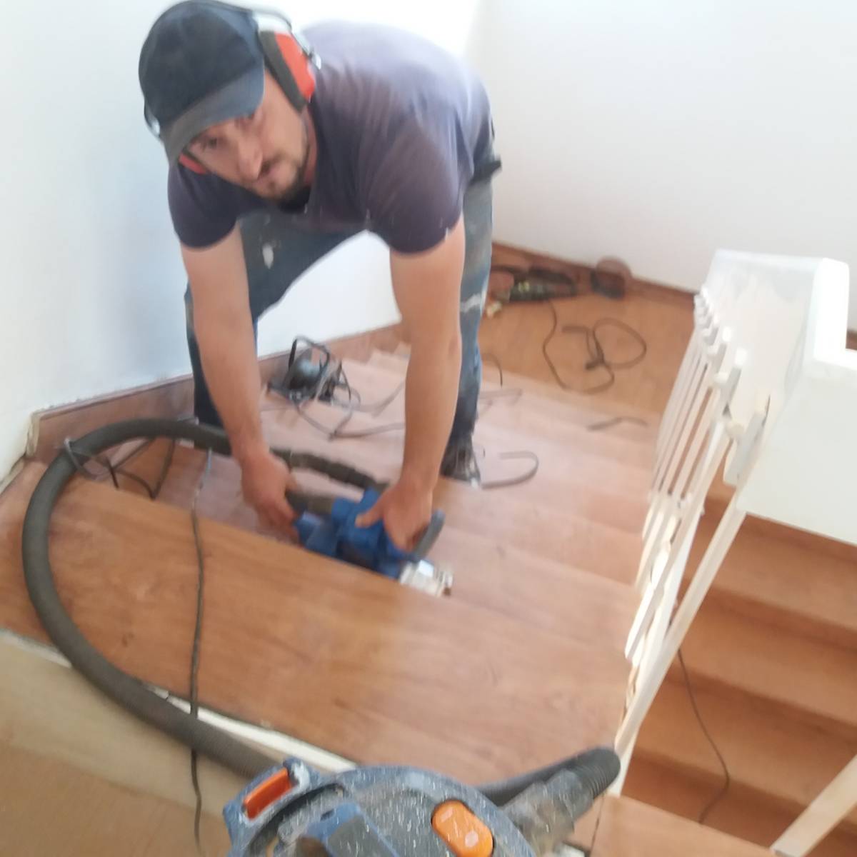 Sergio salsa - Cascais - Aus- und Einbau von Rollläden