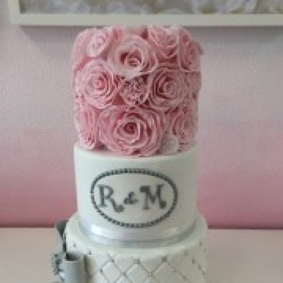 Os Bolinhos da Beta - Seixal - Cake Making Services