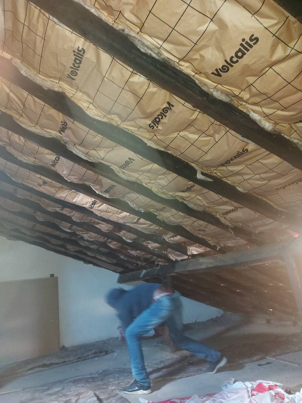 Construções y Remodelações L e F Silva - Felgueiras - Instalação de Portadas