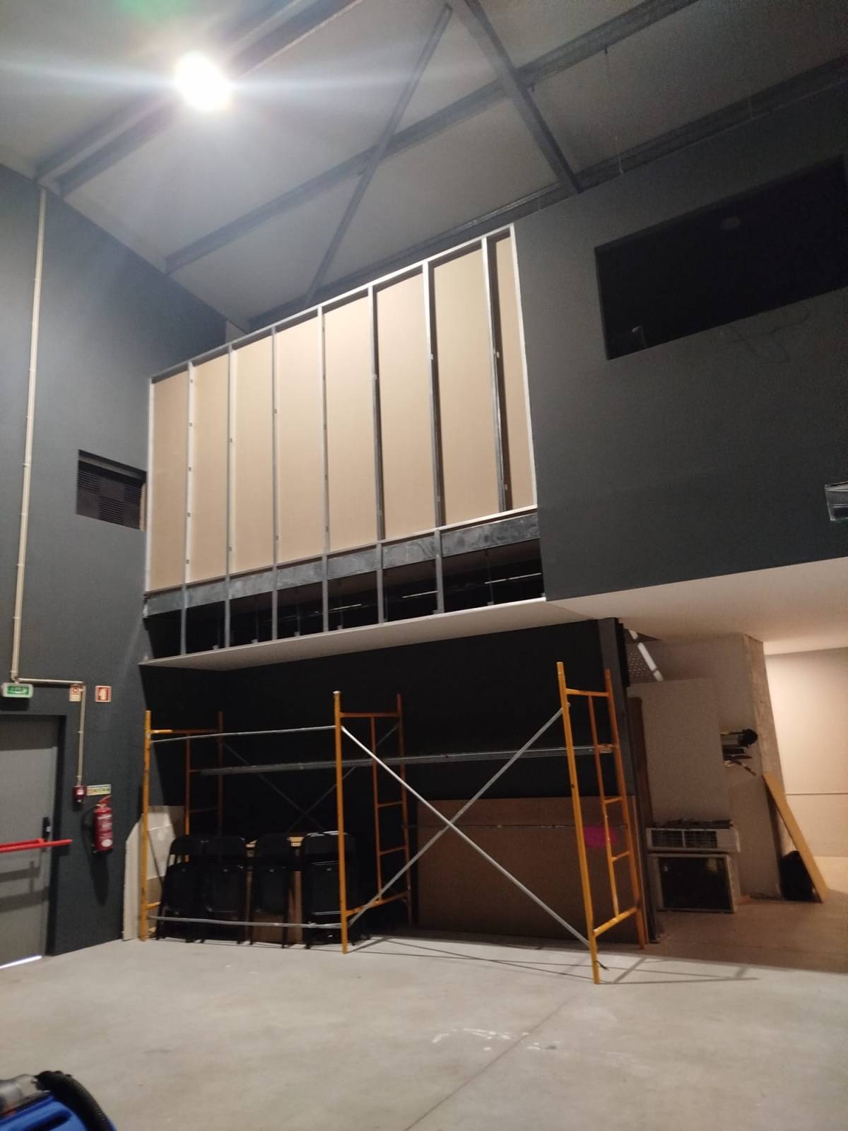 Raposa Sagaz Lda - Pladur e Capoto - Barcelos - Construction de mur intérieur
