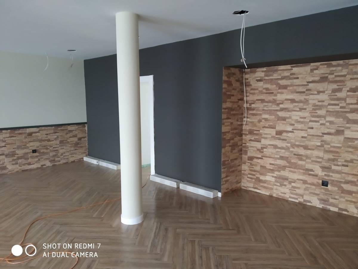 Igor Kurylenko - Sintra - Redecoration