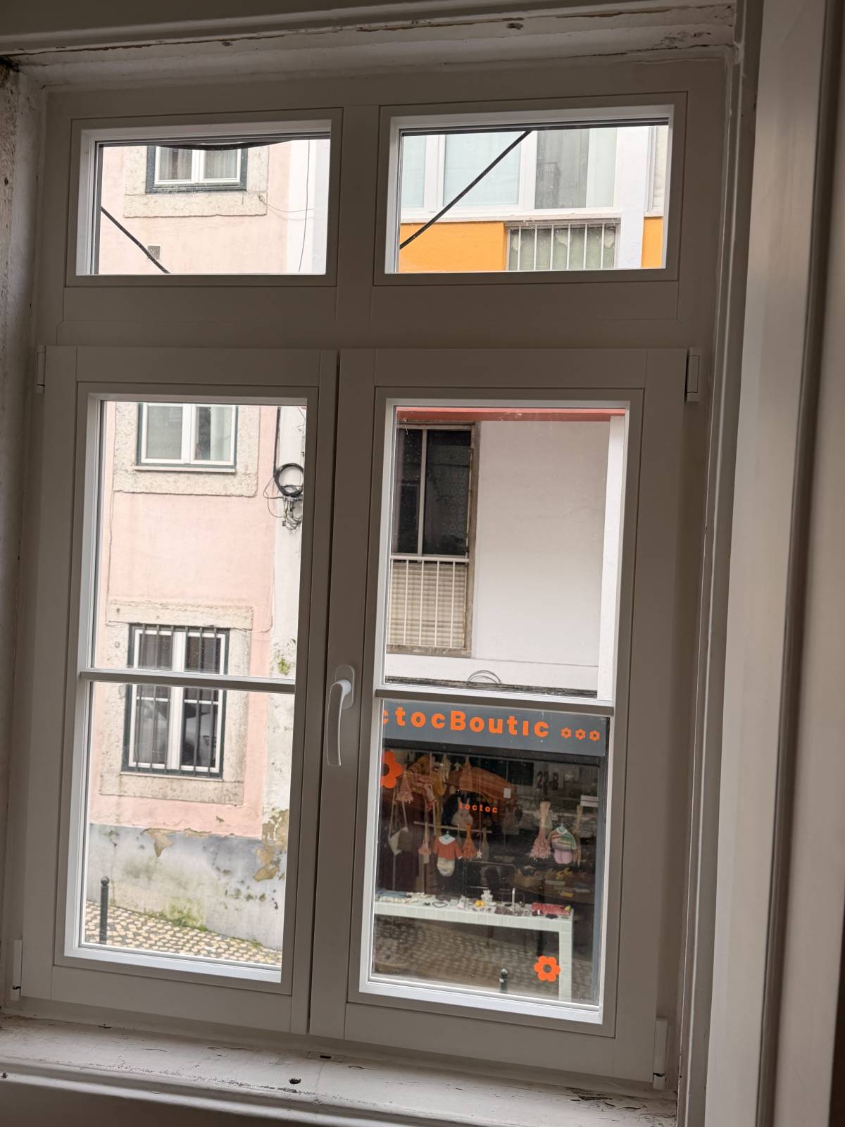 Vistaluxpt - Torres Vedras - Fensterläden reparieren