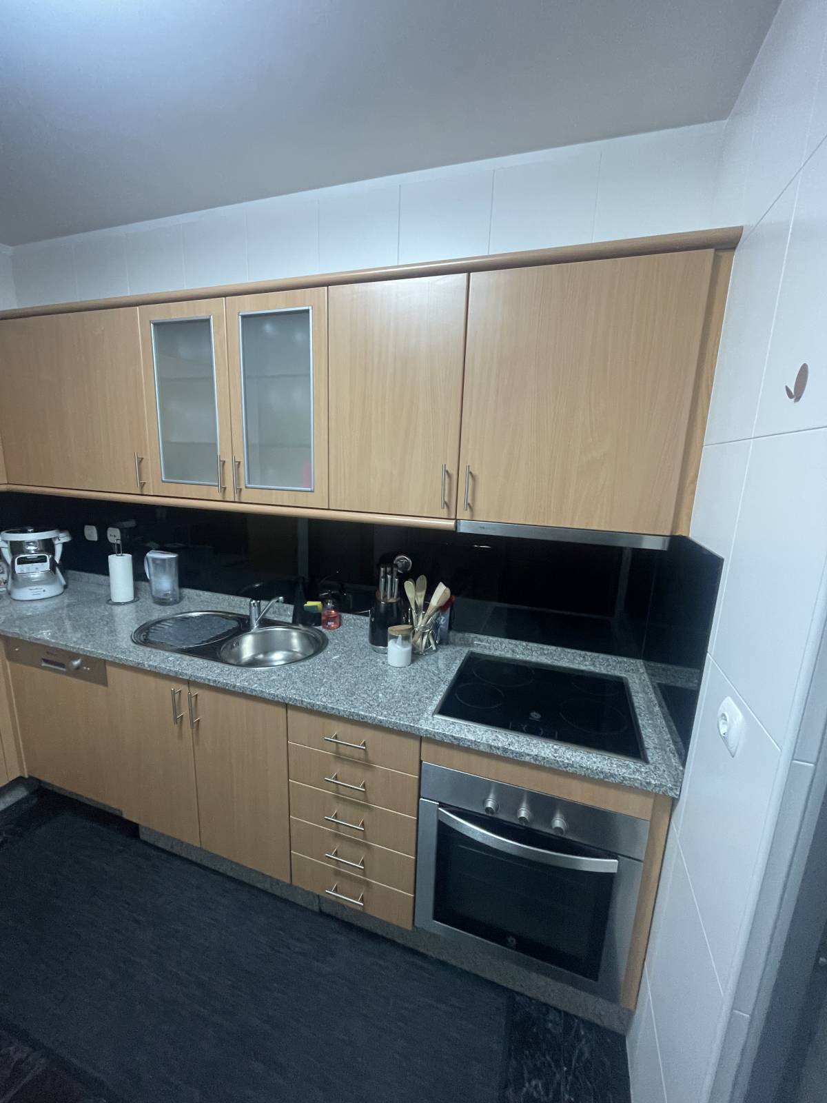 Cozinha Nova - Vila do Conde - Montagem de Mesa de Bilhar