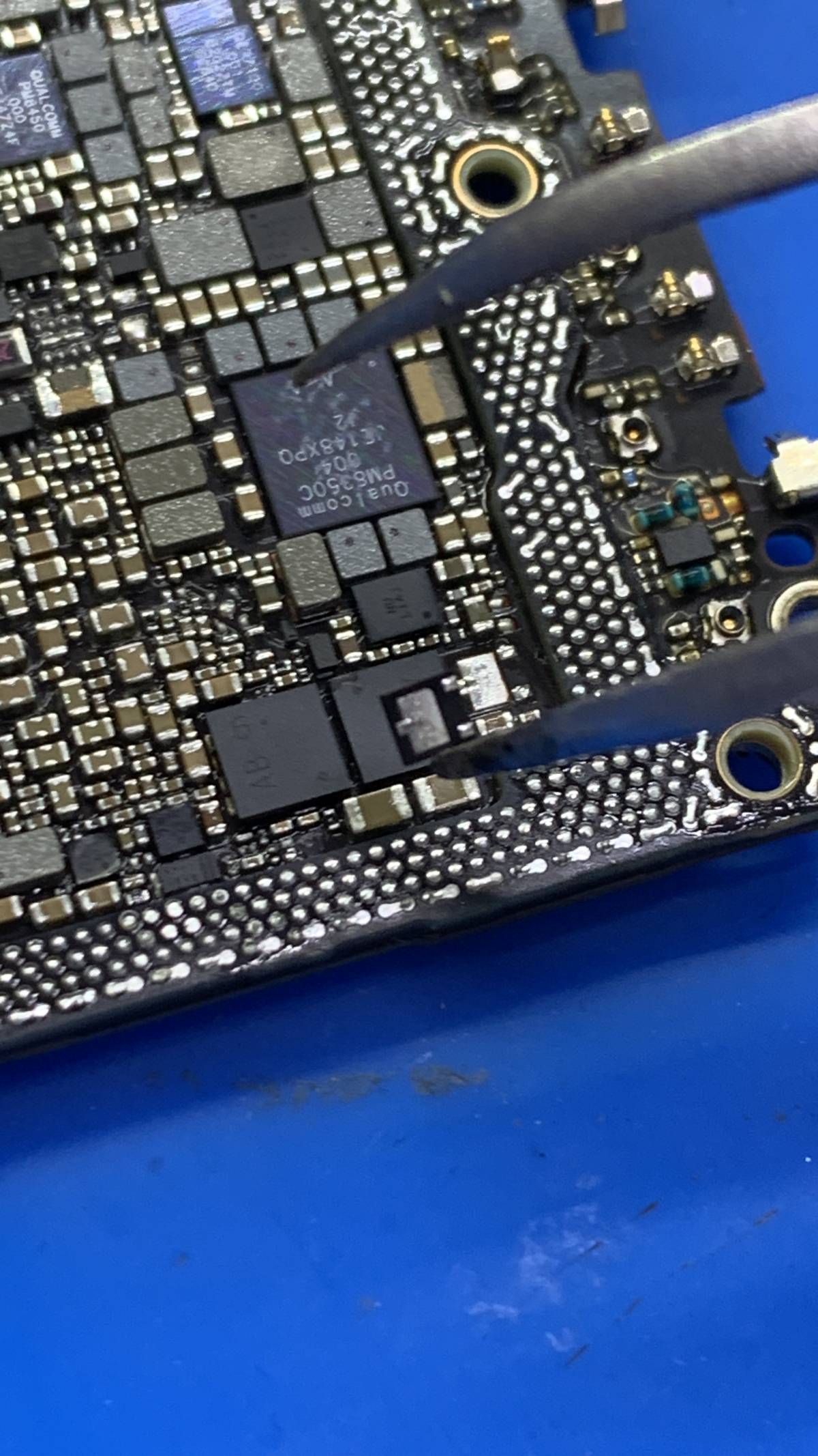Souza technician - Paredes - Phone or Tablet Repair