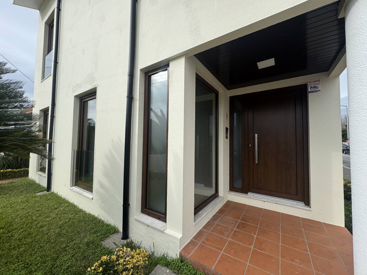 Lucon – Janelas e Caixilharia - Vila Nova de Gaia - Window Repair
