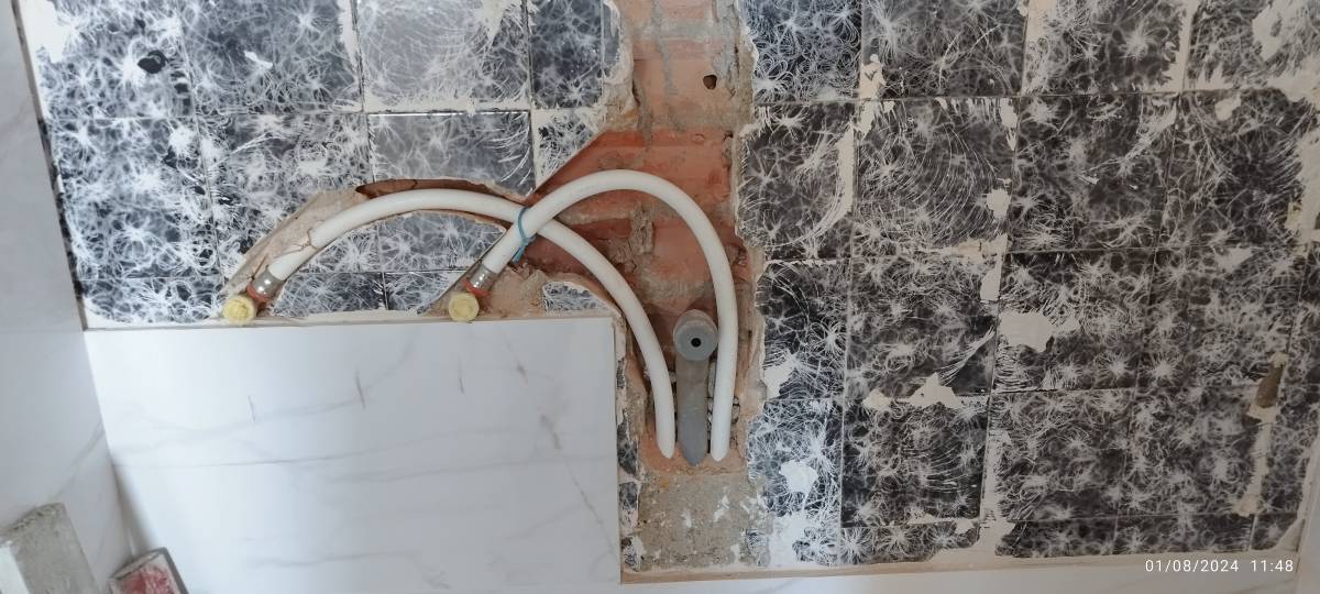 USUAL IMPACTO - Seixal - Remodelação de Sótão