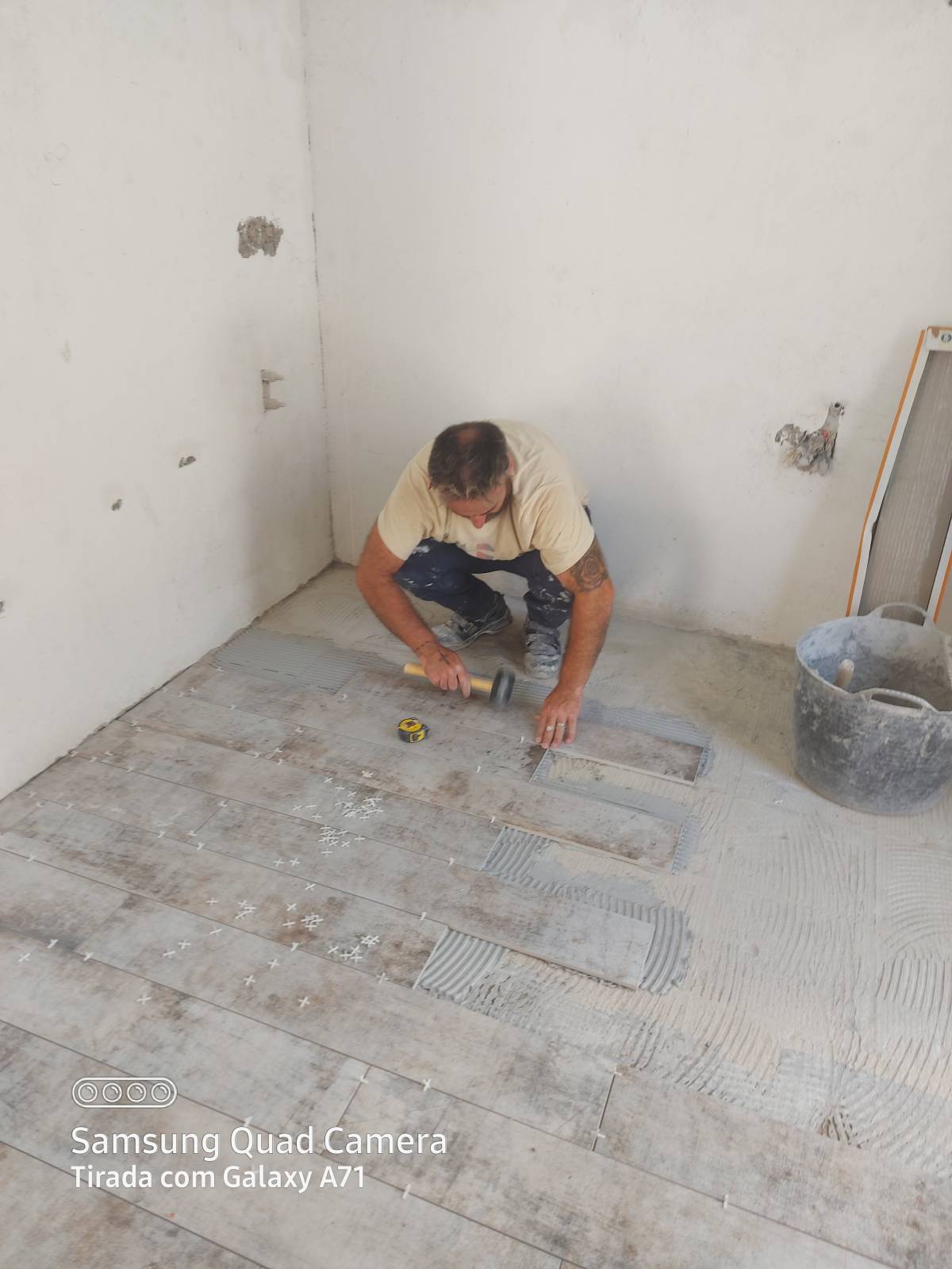 Construções y Remodelações L e F Silva - Felgueiras - Reparação ou Manutenção de Bancada