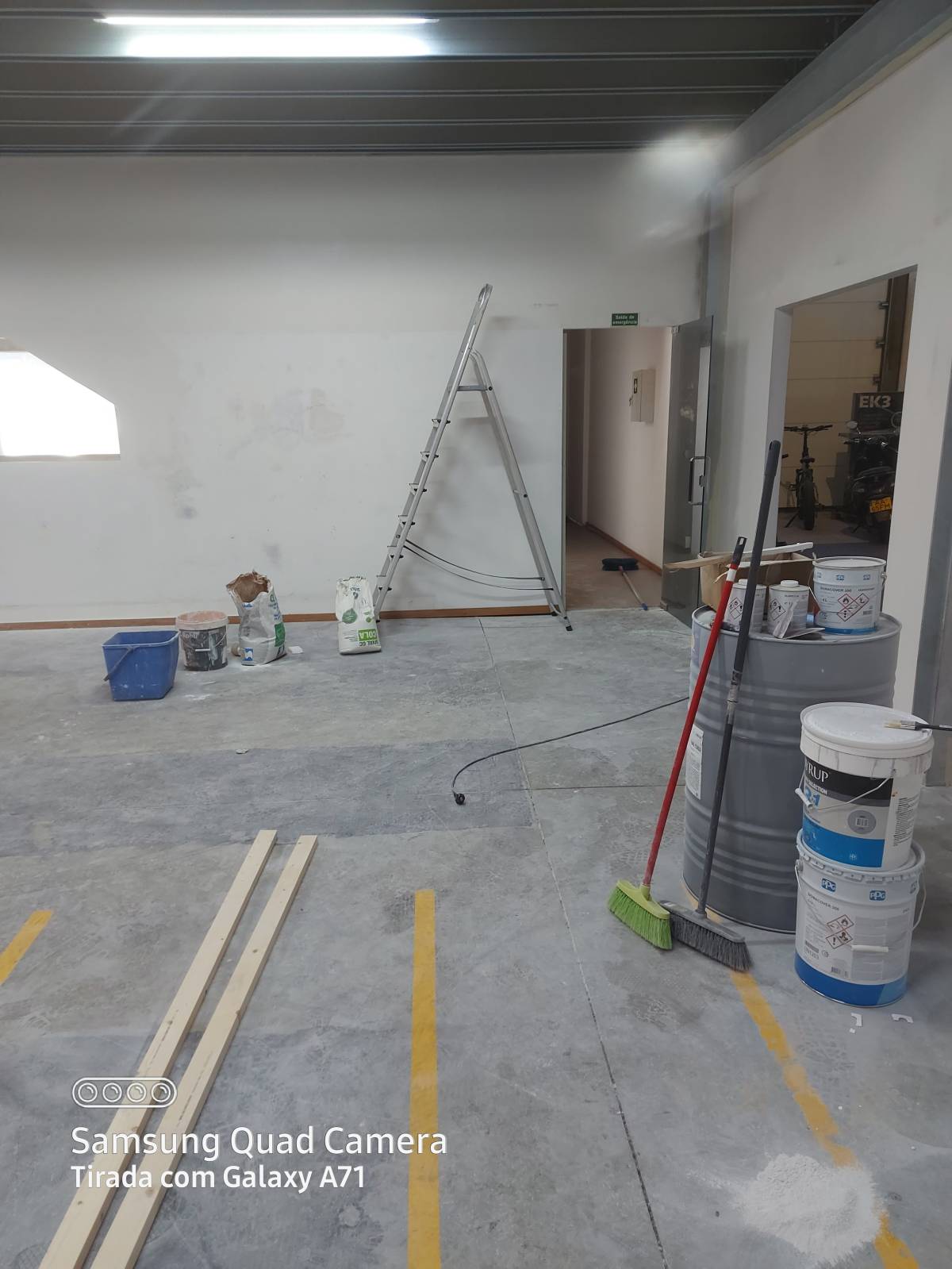 Construções y Remodelações L e F Silva - Felgueiras - Instalação de Alcatifa