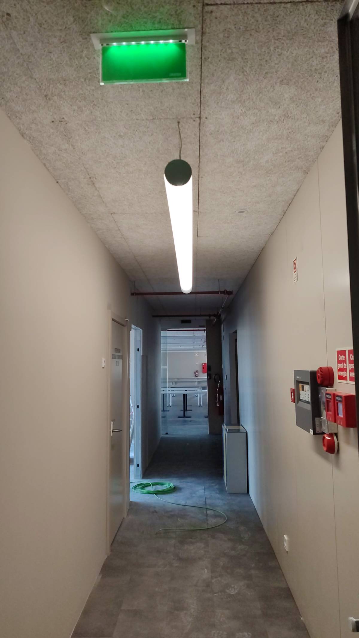 Vagner Queiros da Silva - Gondomar - Instalación de ventiladores