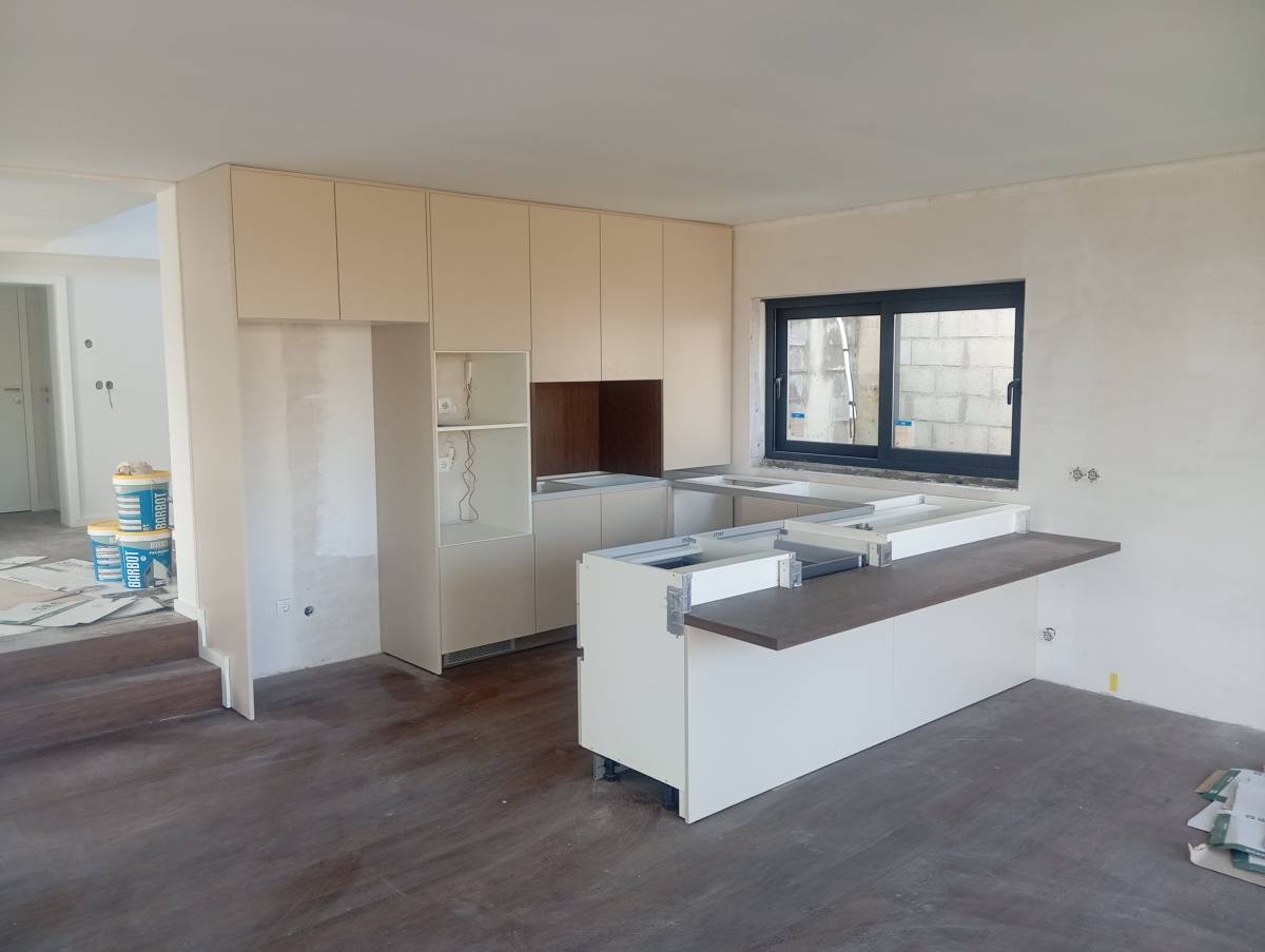 Phabollo Scarparti - Porto - Remodelação de Armários