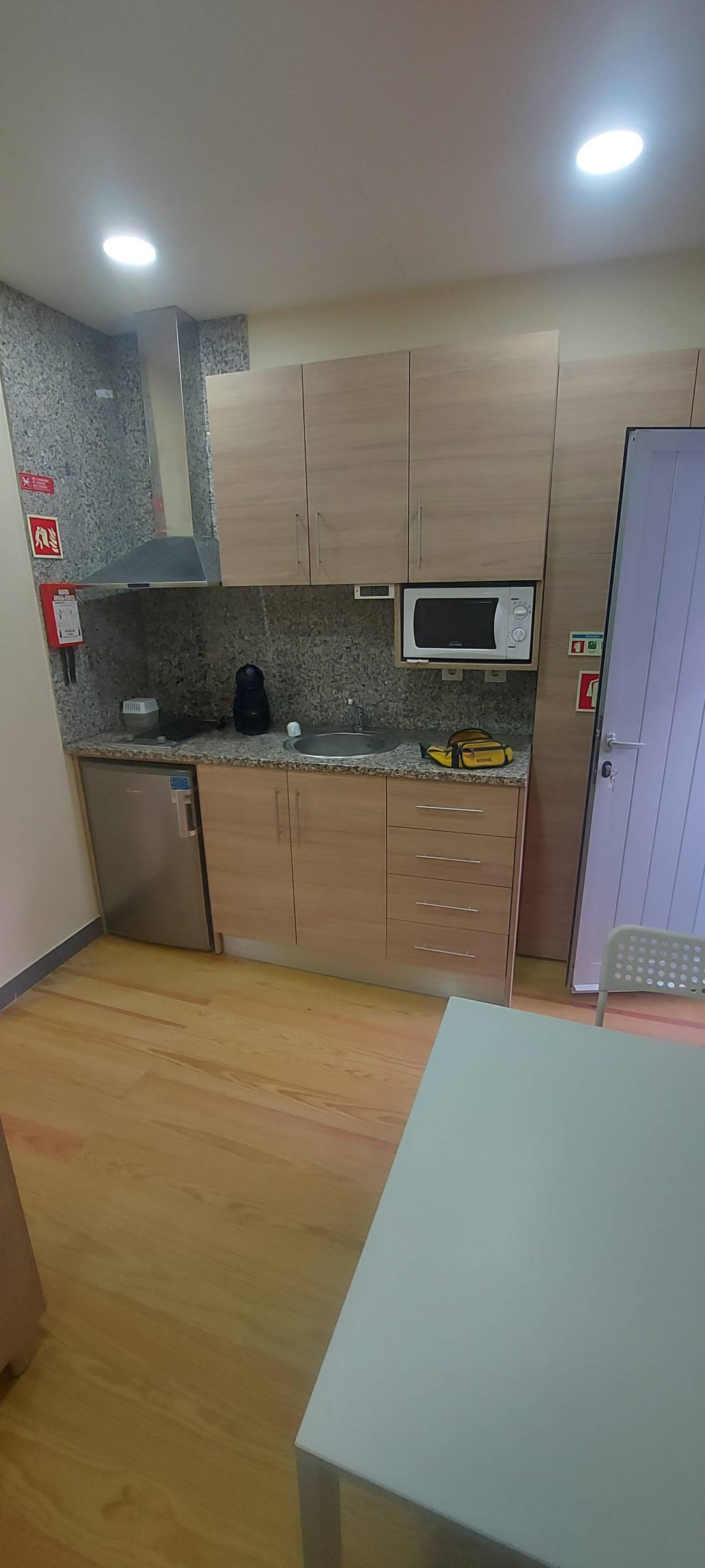 Construções y Remodelações L e F Silva - Felgueiras - Demolição de Construções