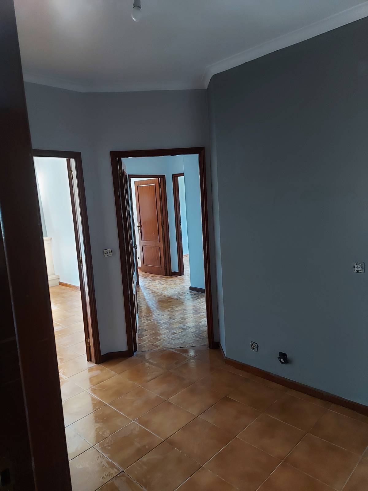 Construções y Remodelações L e F Silva - Felgueiras - Revestimento de Cozinha