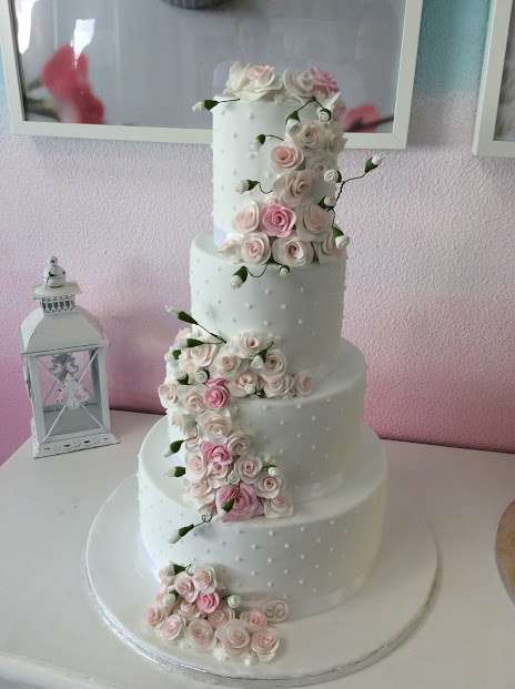 Os Bolinhos da Beta - Seixal - Cake Making Services