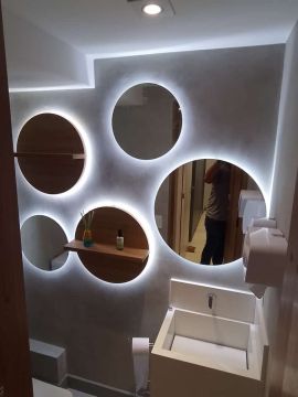 Lucas Baruk - Amadora - Door Painting