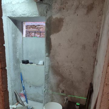 Cristiano Elias - Castelo Branco - Innenwand einbauen