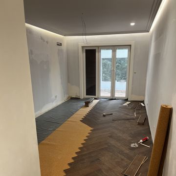 JF Pavimentos - Seixal - Floating Flooring Installation