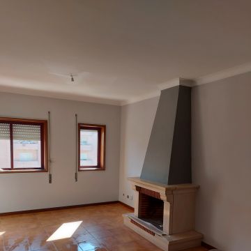 Construções y Remodelações L e F Silva - Felgueiras - Reparação de Portadas