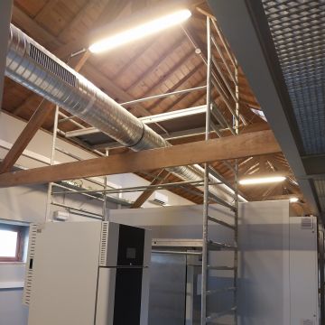 Construções y Remodelações L e F Silva - Felgueiras - Instalação de Azulejos