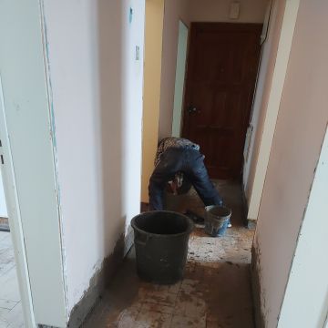 Construções y Remodelações L e F Silva - Felgueiras - Montagem de Equipamento Desportivo