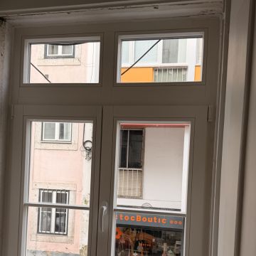 Vistaluxpt - Torres Vedras - Fensterläden reparieren