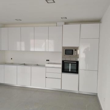 Cozinha Nova - Vila do Conde - Reparação de Porta de Madeira