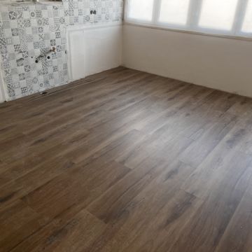 JF Pavimentos - Seixal - Vinyl or Linoleum Installation