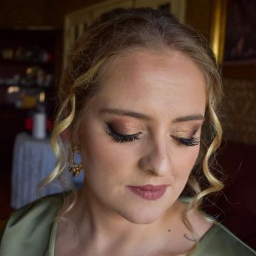 Bruna de Almeida Makeup - Marinha Grande - Braut-Make up