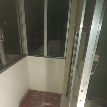 Construções y Remodelações L e F Silva - Felgueiras - Montagem de Suporte para TV