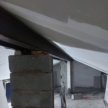 Construções y Remodelações L e F Silva - Felgueiras - Reparação de Corrimão