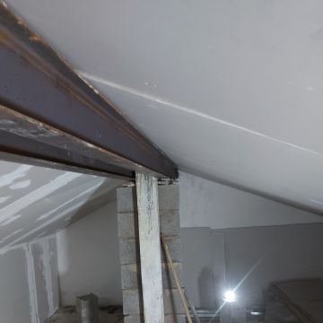 Construções y Remodelações L e F Silva - Felgueiras - Pintura de Móveis