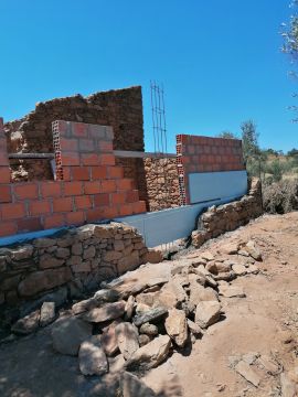 Ezequiel Vitorino - Castelo Branco - Construção de Parede Interior
