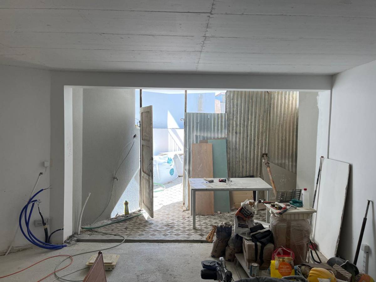 FM Gates - Oeiras - Installation und Montage von Lampen