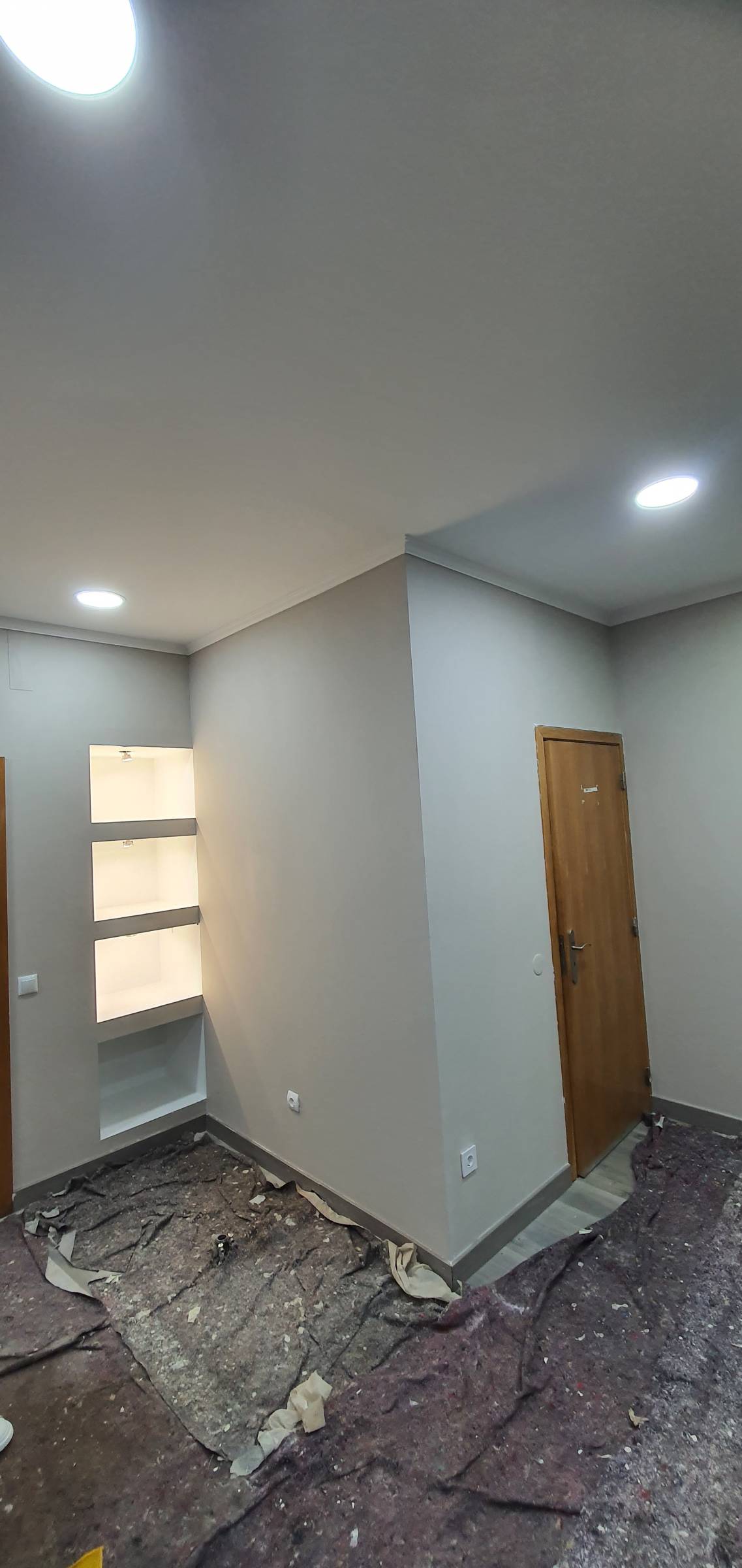 Molinas Construções - Oeiras - Instalação de Azulejos