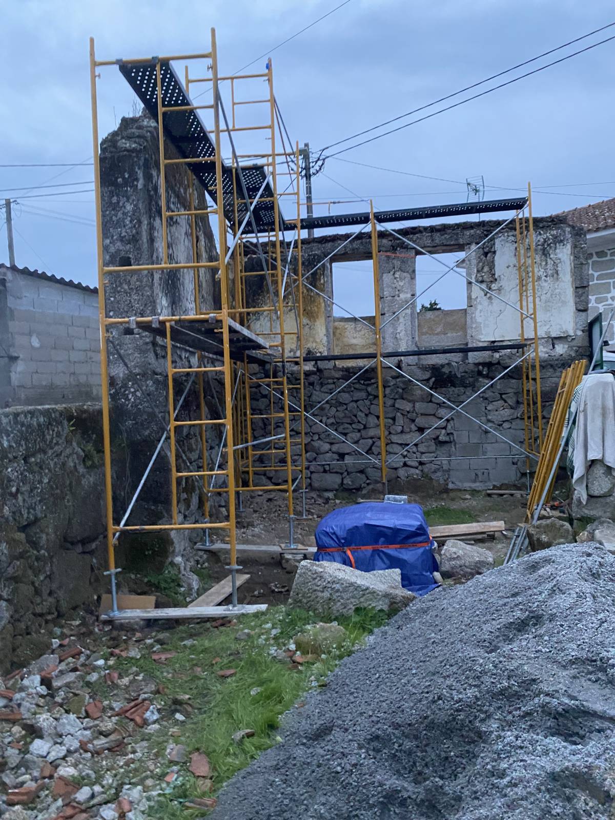Guilherme castro - Viseu - Pintura Exterior