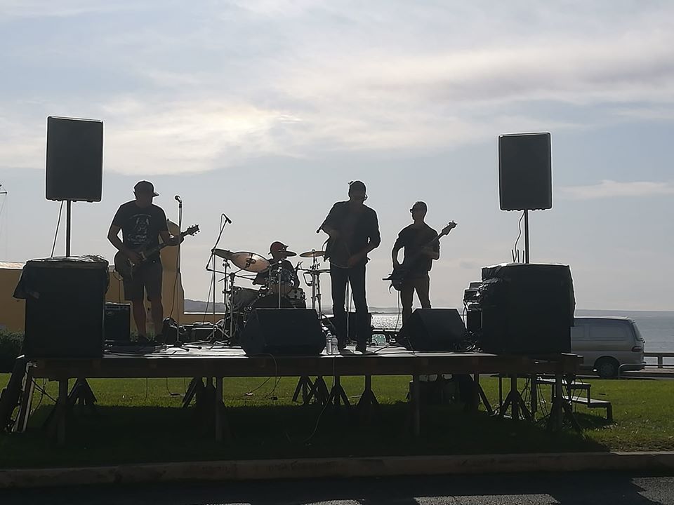 Hugo Correia - Montijo - Aluguer de Equipamento de Som para Eventos