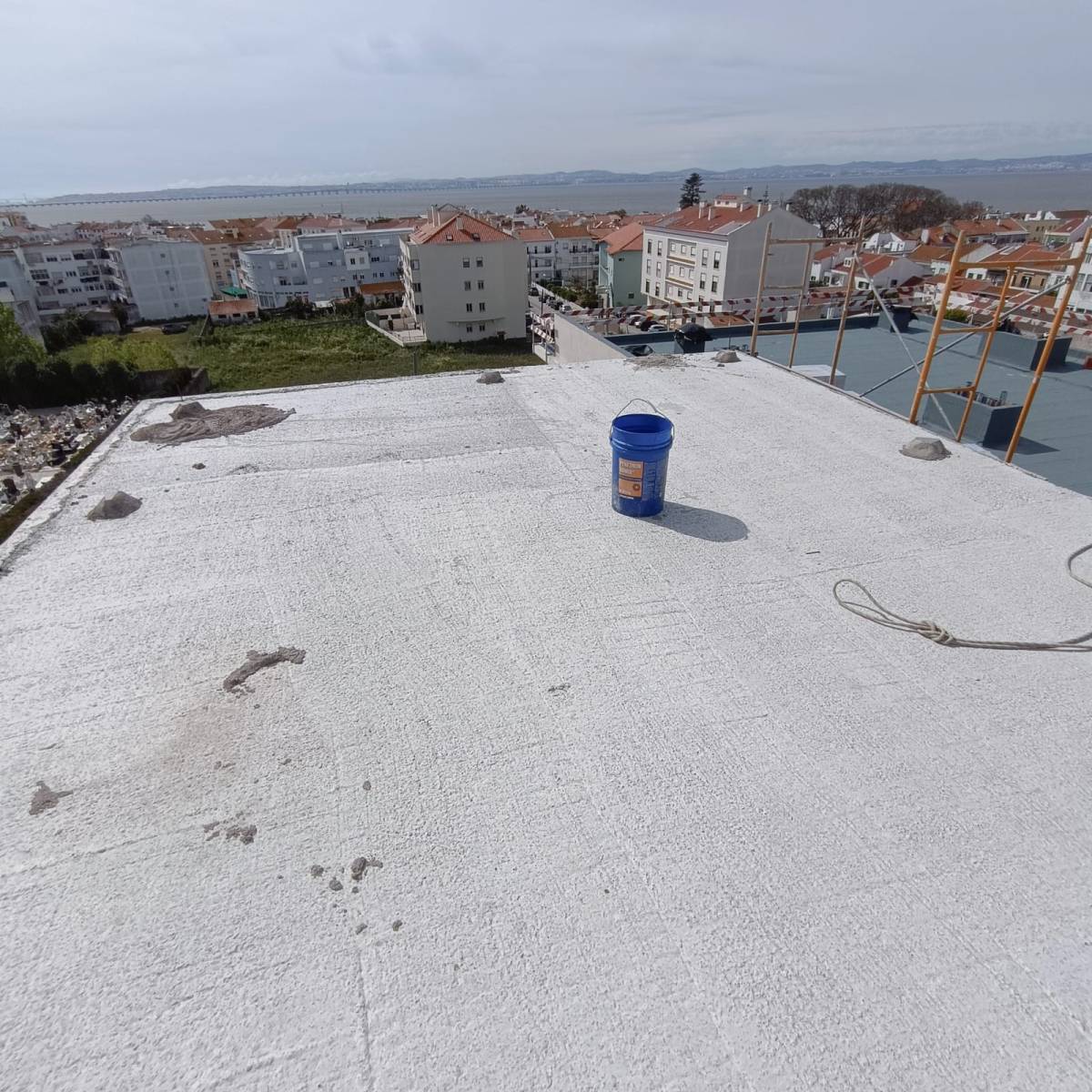 I9WORKVERTICAL - Lisboa - Reparação e Texturização de Paredes de Pladur