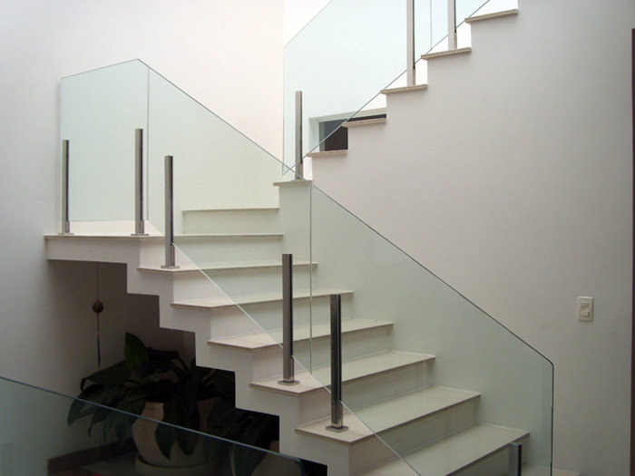 Cesarinox - Leiria - Additions and Remodels