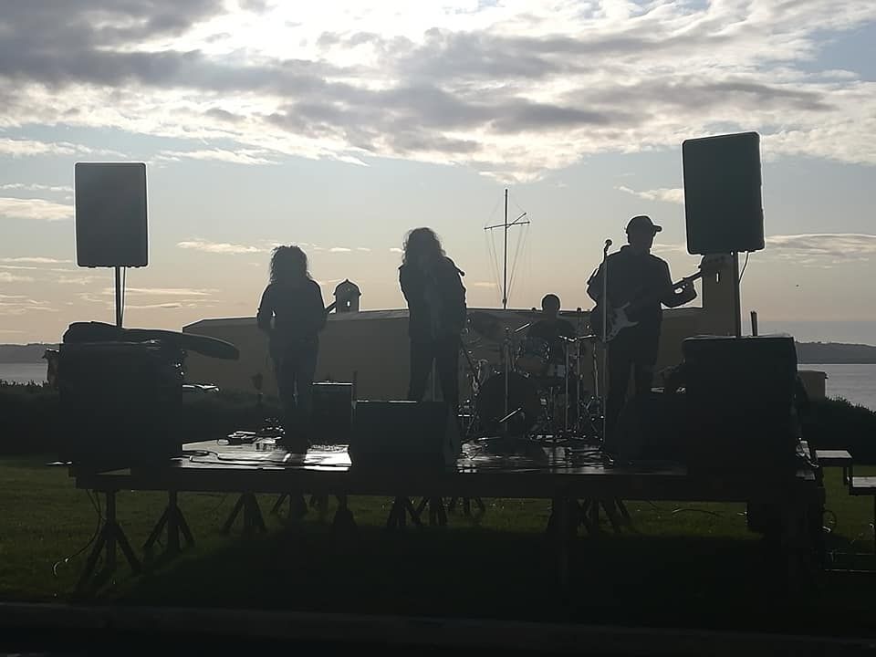 Hugo Correia - Montijo - Aluguer de Equipamento para Festas