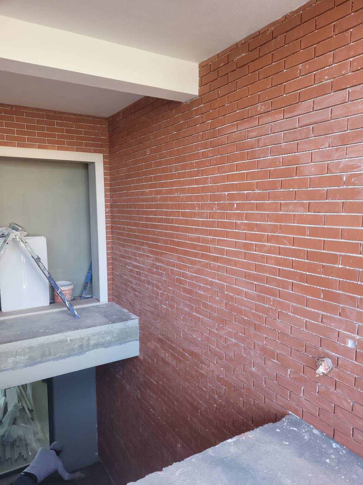 Ladrilhador Build - Oeiras - Instalación de Zocálos