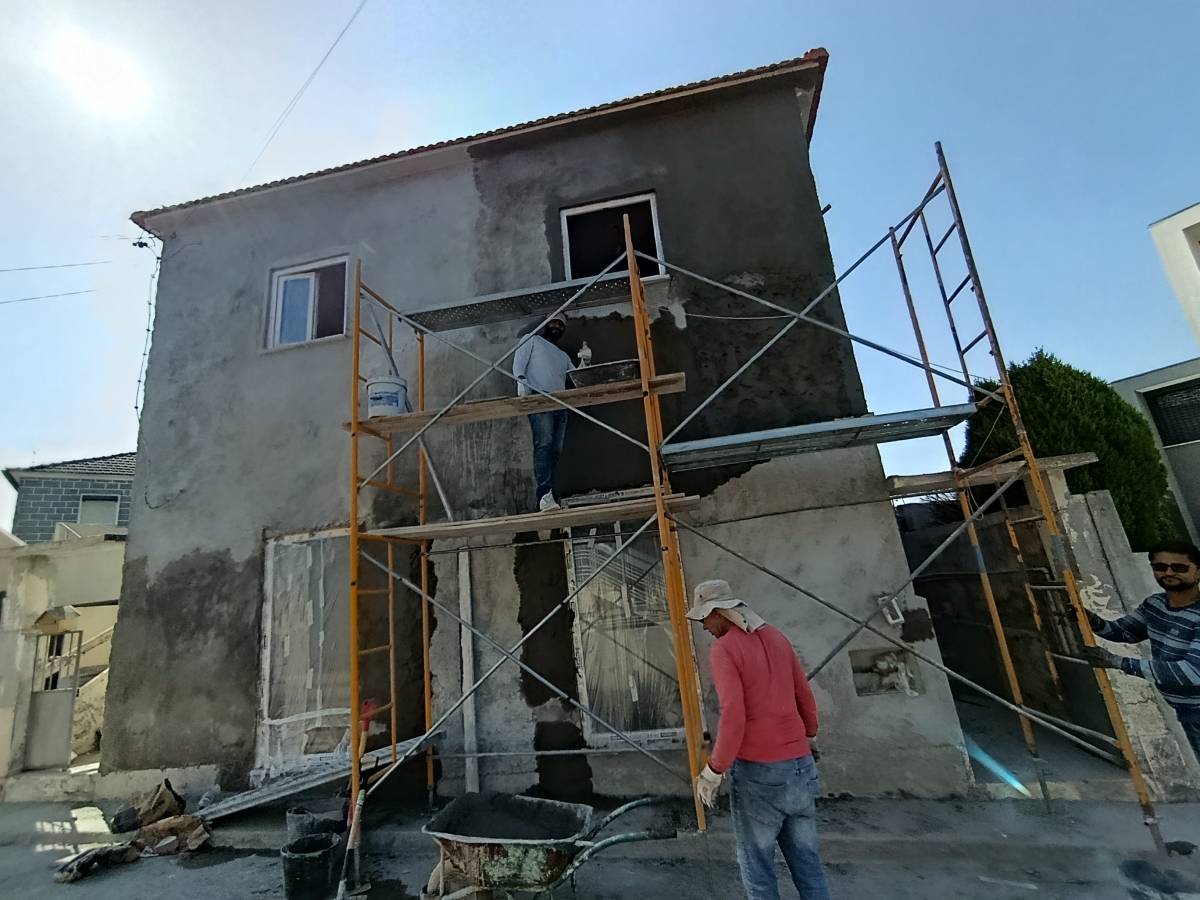 Oliver - Lousada - Limpeza e Manutenção de Calhas