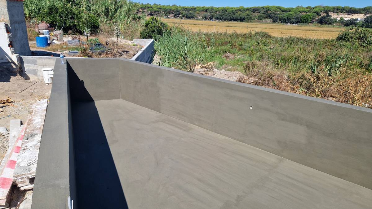 Mailon & Valquíria. lda - Évora - Manutenção e Reparação de Terraço