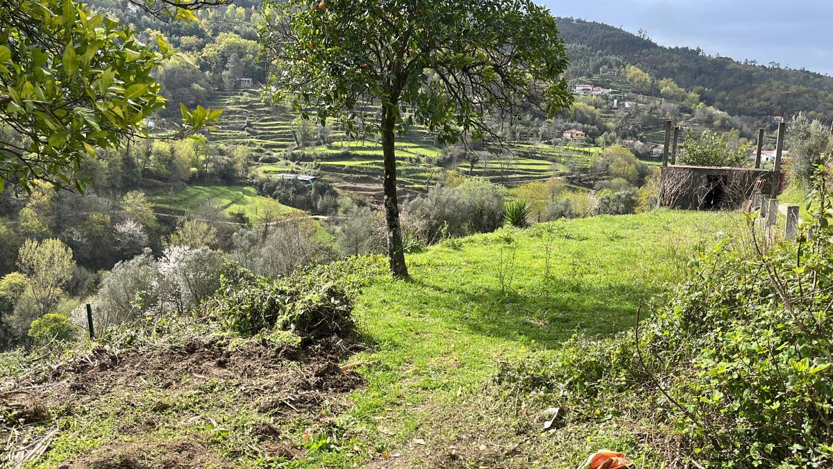 Serviços da Serra - Terras de Bouro - Montaje de mesas de billar